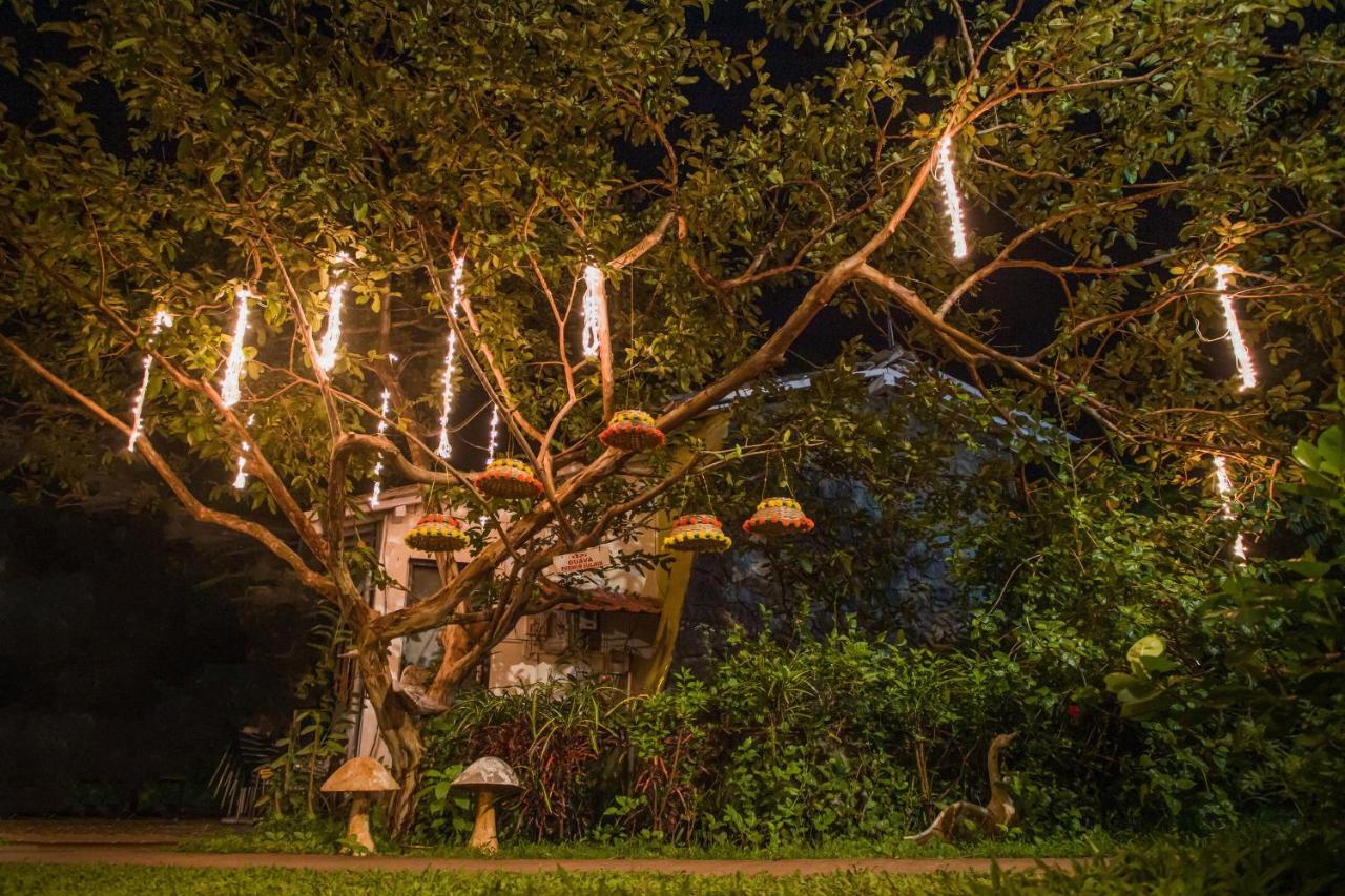 Sanidhya Beach Resort Alībāg Ngoại thất bức ảnh